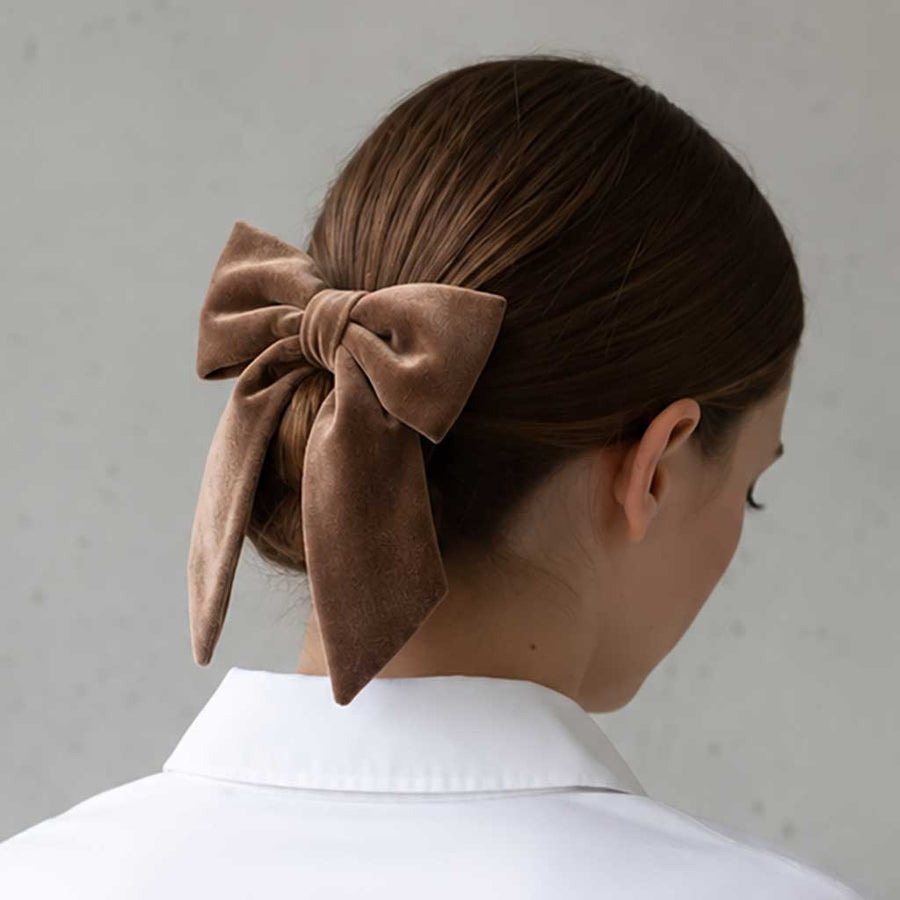 Βελούδινοι Φιόγκοι | Velvet Hair Bows – Coffee
