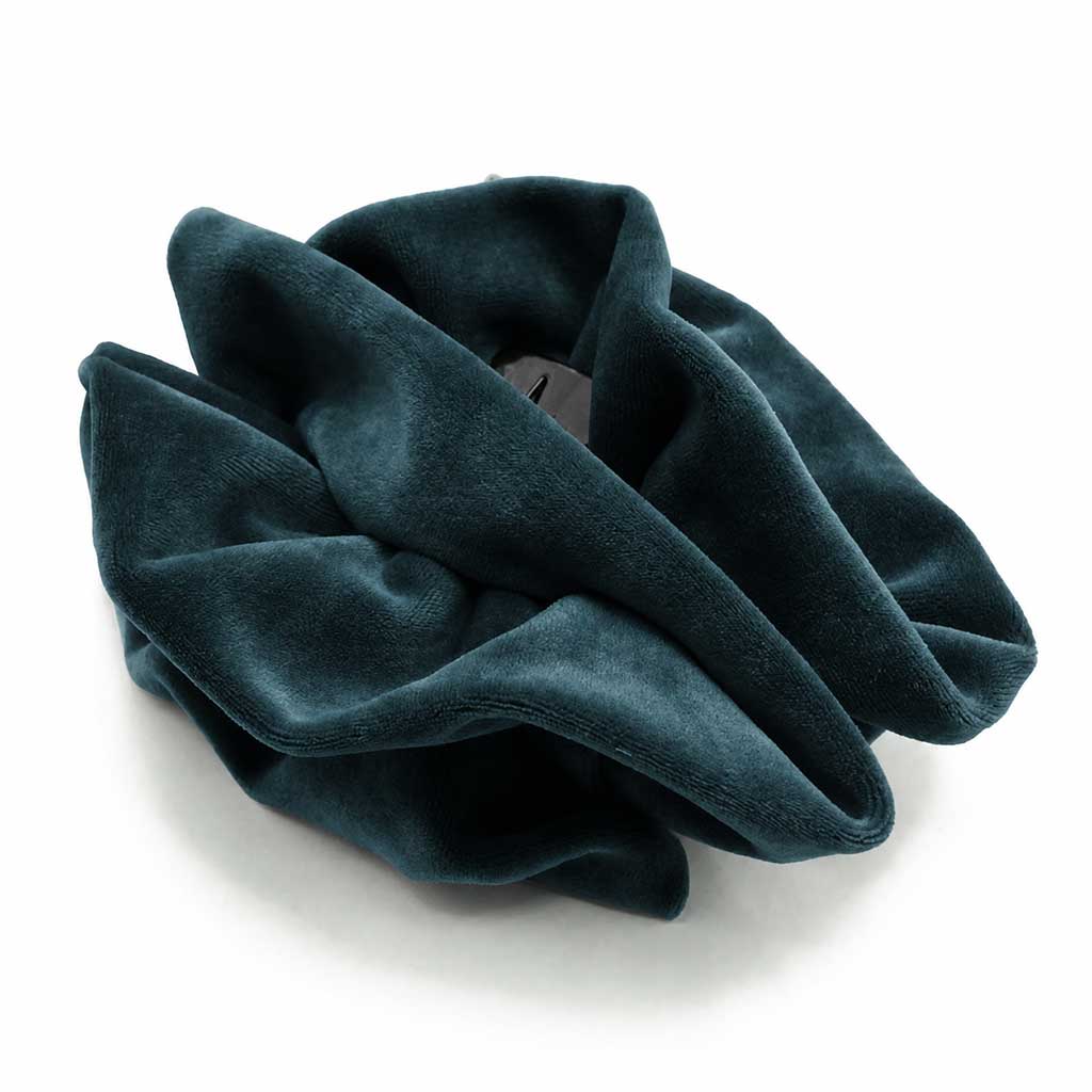 Βελούδινο Κλαμερ | Velvet Hair Claw Clip – Petrol