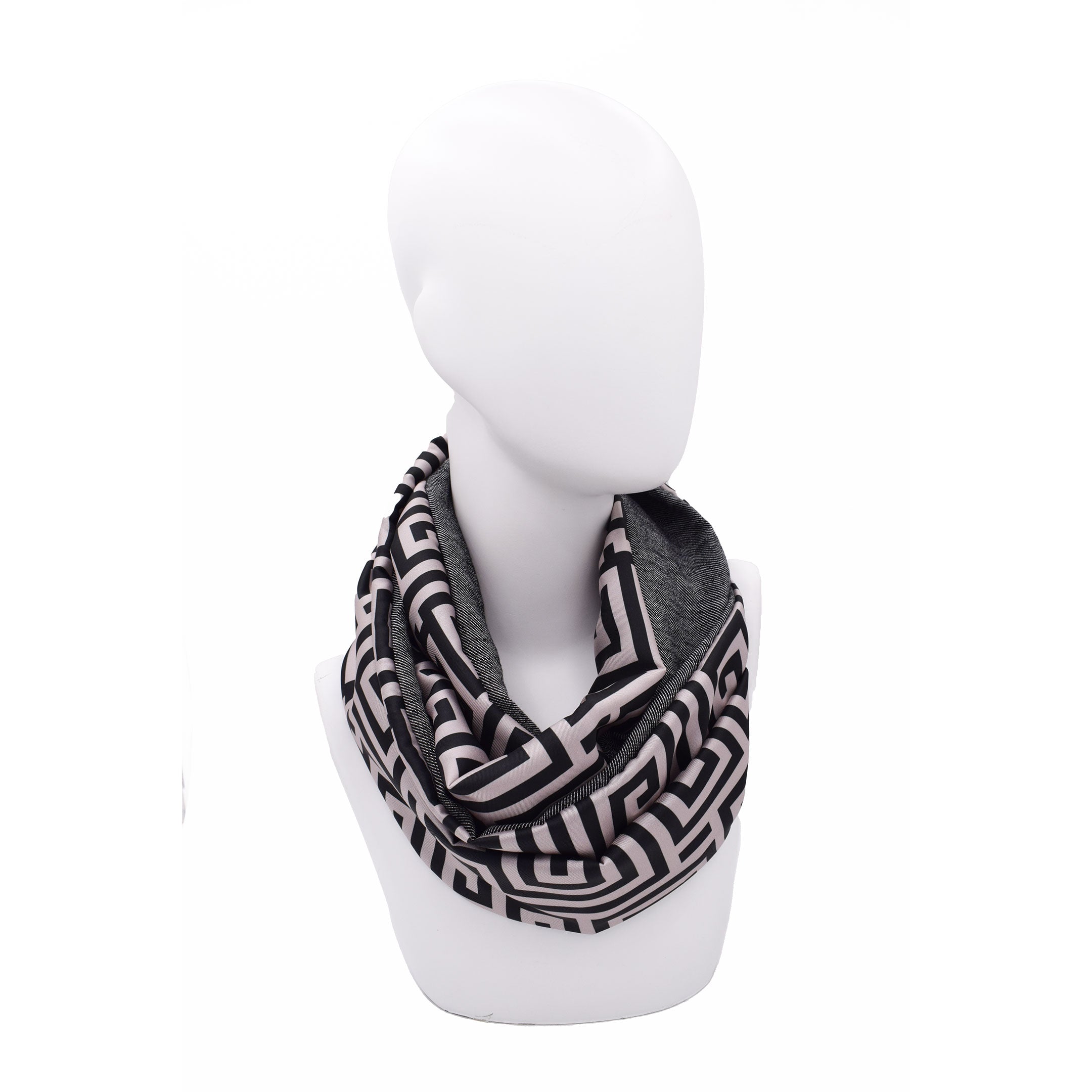 SAFFRON BEIGE BLACK: Ανάλαφρο Infinity φουλάρι σατεν, βισκοζ, με pattern greek key