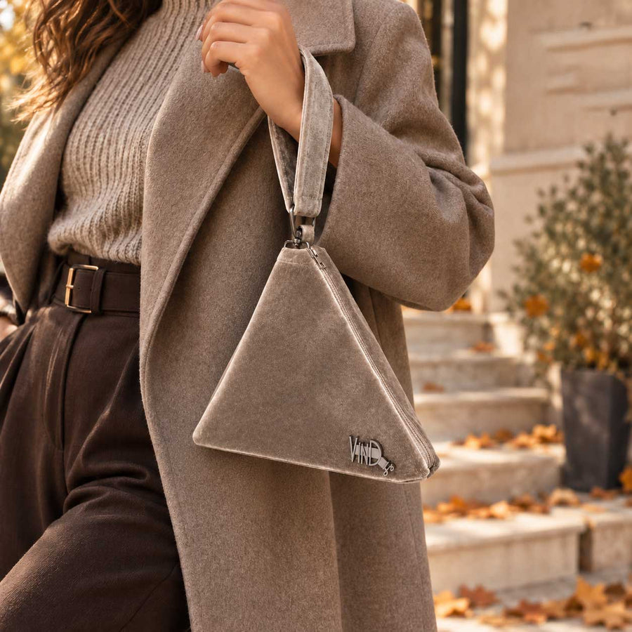 PYRAMID | Χειροποίητη Βελούδινη Τσάντα Χειρός – Elephant
