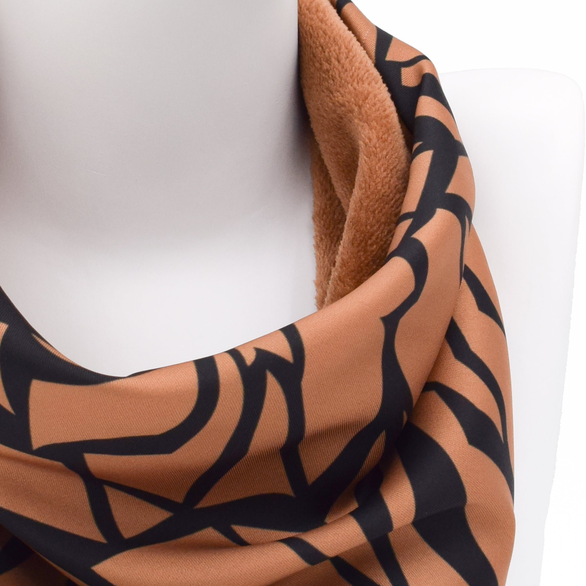 ΤΡΙΓΩΝΟ SNOOD NERINA COFFEE: Χειροποίητο φουλάρι, σε coffee, black