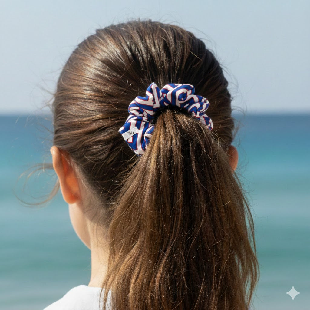 CORA COBALT: Εμπριμέ λαστιχάκι μαλλιών scrunchie, σατεν