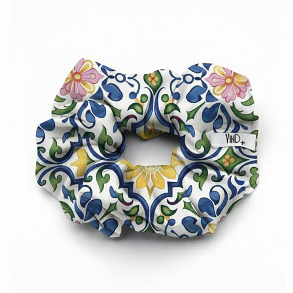 SORENTO: Εμπριμέ λαστιχάκι μαλλιών scrunchie, σατεν