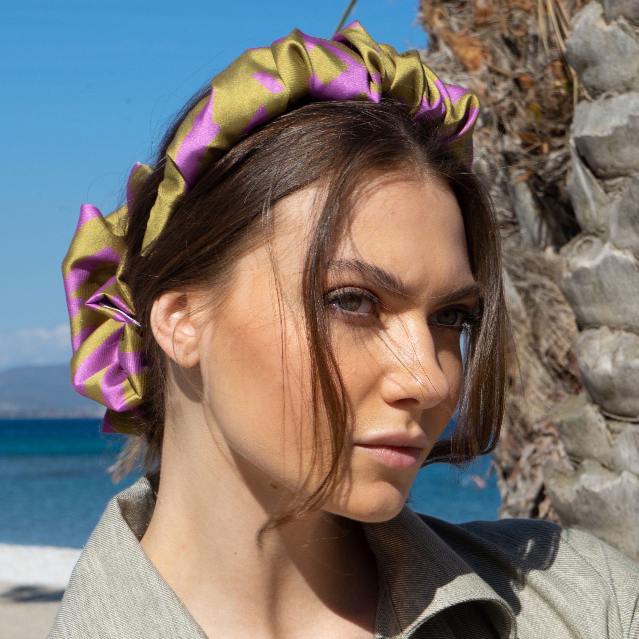 LIVIA LIME: Klammer μαλλιών, με geometric lines pattern