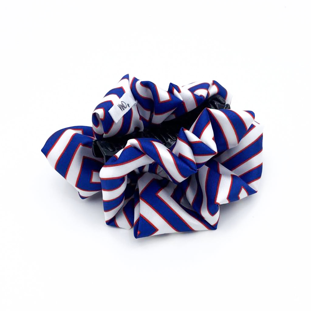 CORA COBALT: Klammer μαλλιών,  με σατέν στολισμα,ω με maze pattern σε white-royal