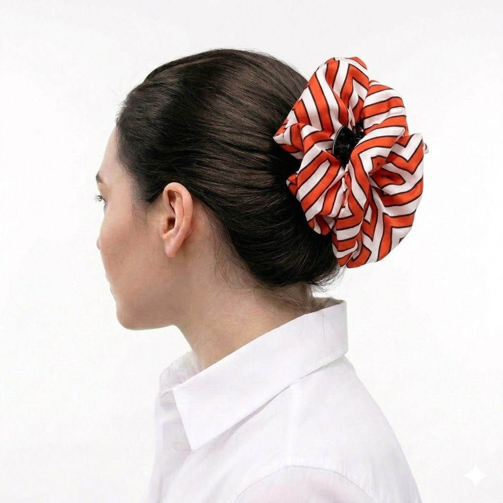 CORA ORANGE: Klammer μαλλιών,  με σατέν στολισμα, με maze pattern σε orange-white