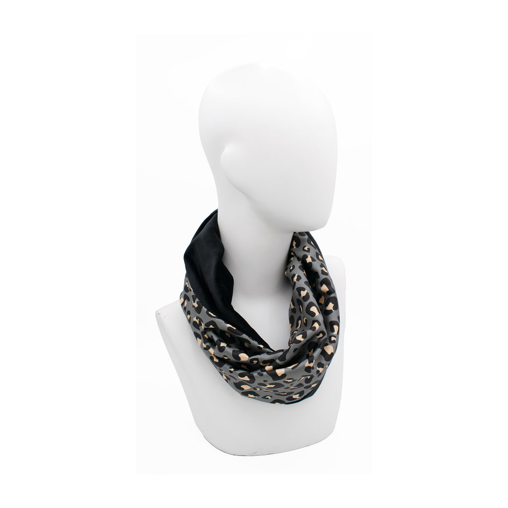 Animal μοτίβο σε ανθρακί και μπεζ του Snood φουλαριού RAHEL GREY