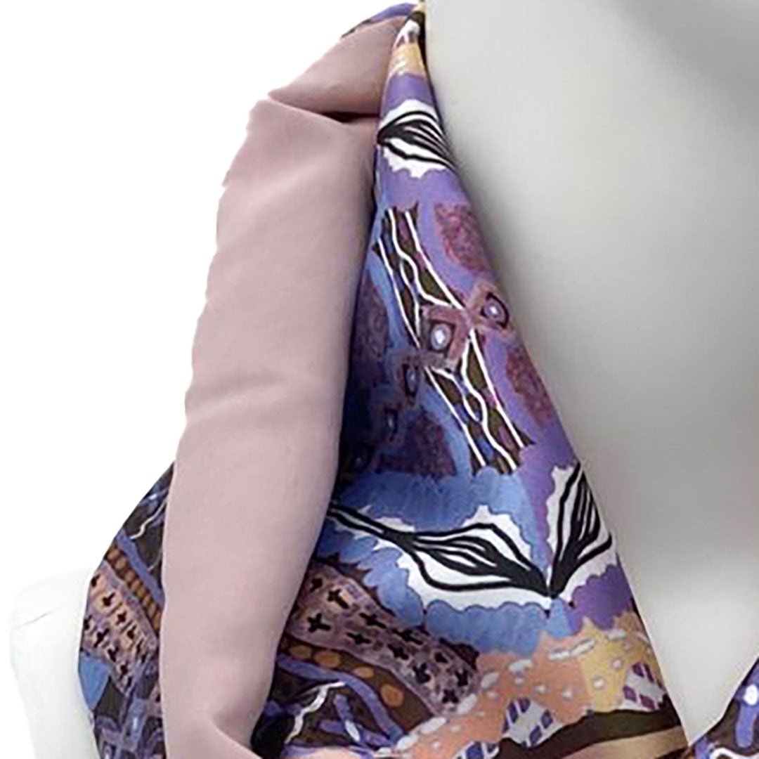 NEYTIRI POWDER: Ανάλαφρο Infinity φουλάρι σατεν, βισκοζ, με argyle damask pattern